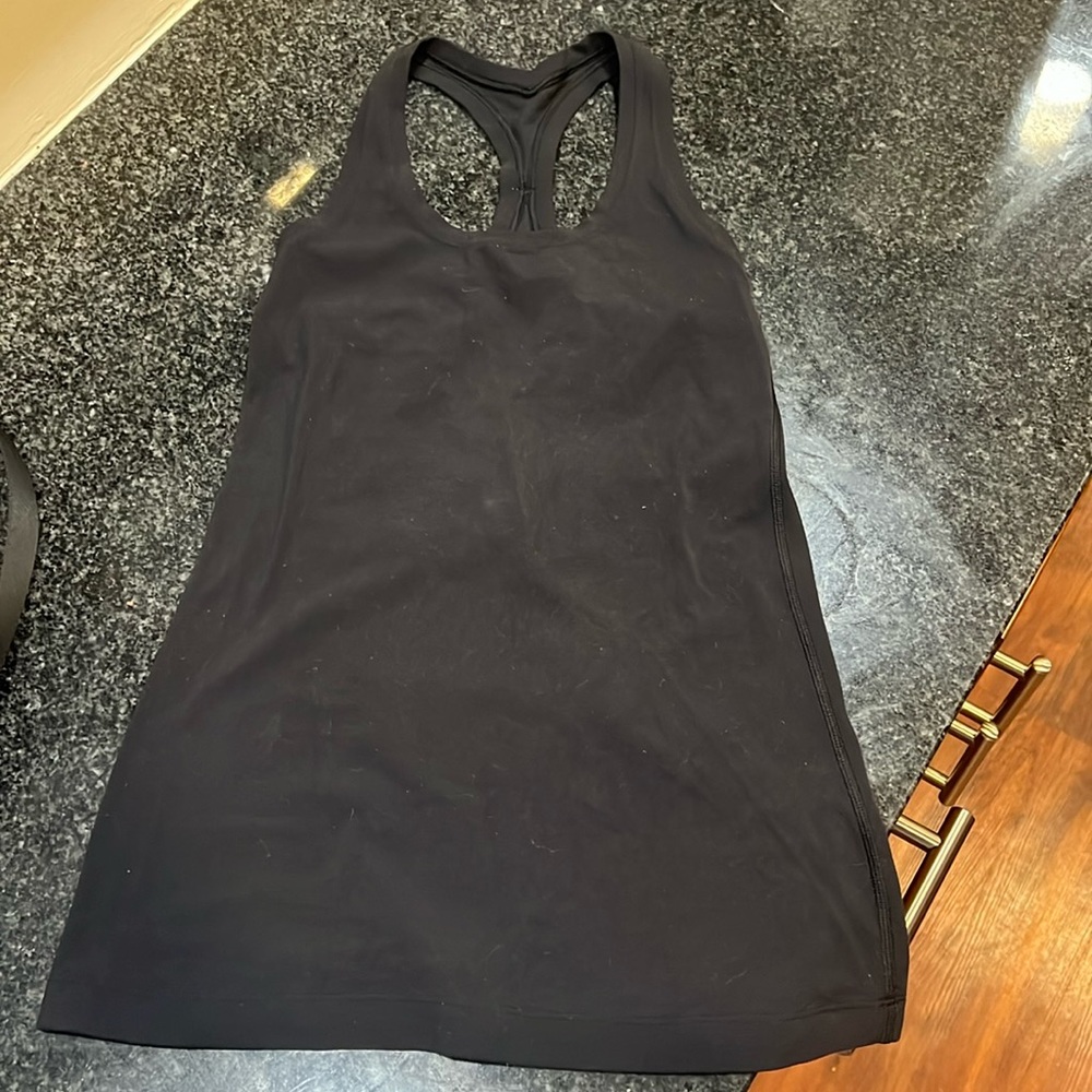 Long black lululemon align workout tank